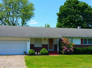 301 Hill Ct, Washington, IN 47501