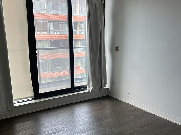 3rd image of 8 Dovercourt Rd #1104