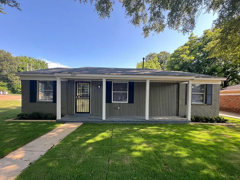 1207 Tahoe Rd — Photo 1