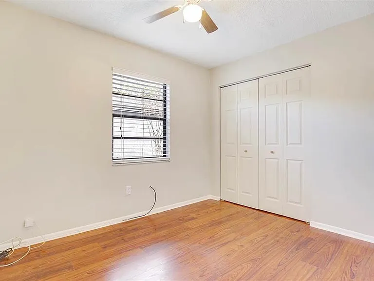 6319 S Church Ave — Photo 3