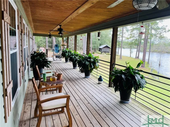 418 Oglesby Pond Lane, Portal, GA 30450