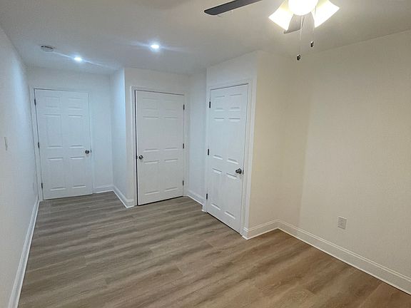 2nd image of 1005 Farm Ln #U4