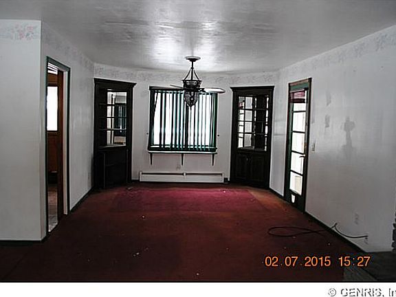 4th image of 34 Ronnie Ln