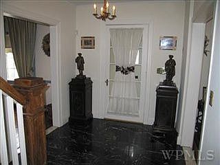 4th image of 77 Stebbins Ave