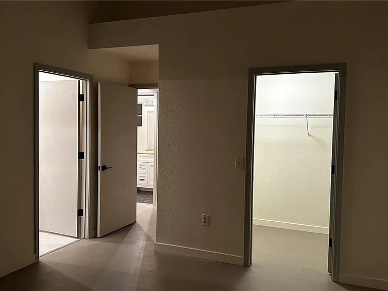 2716 Legend Dr — Photo 17