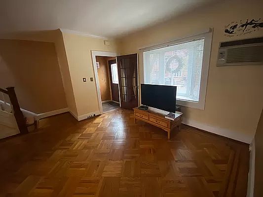 3rd image of 64-10 70th St