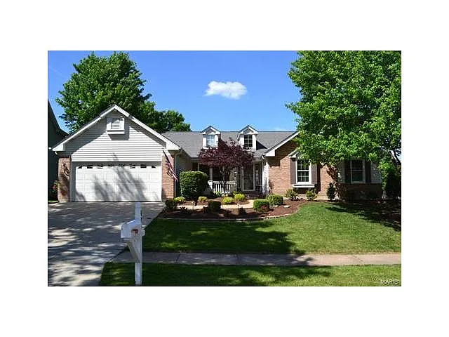 420 Arlington Terrace Dr photo 1