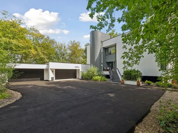 18804 Kingswood Ter, Minnetonka, MN 55345