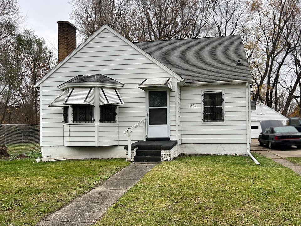 1st image of 1324 Woodward Ave