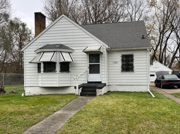 1324 Woodward Ave, Kalamazoo, MI 49007