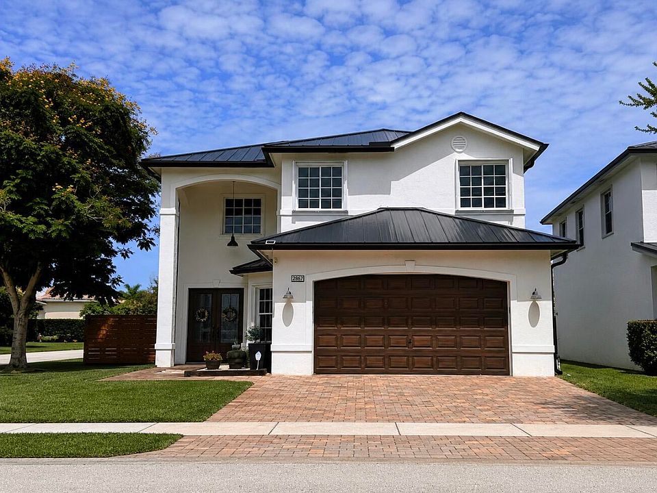 2nd image of 2867 SW BUTTERFLY Lane