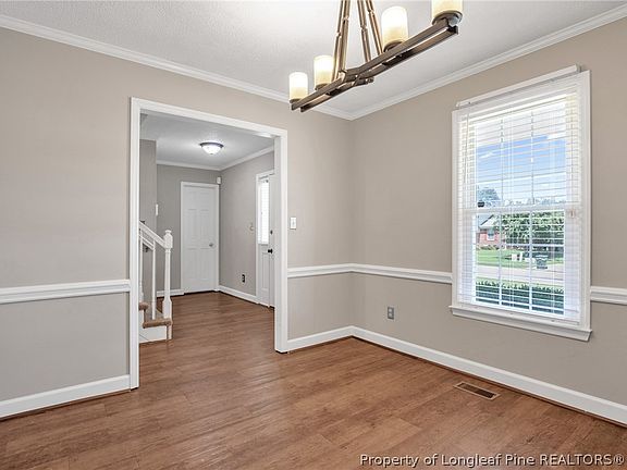5th image of 7113 Tollhouse Dr