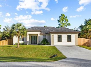 5004 Treasure Ln, Labelle, FL 33935