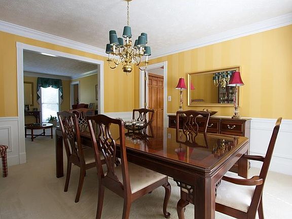 3rd image of 4971 Hodgkins Pl