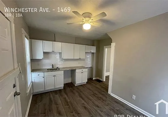 1469 Winchester Ave #1469 — Photo 4