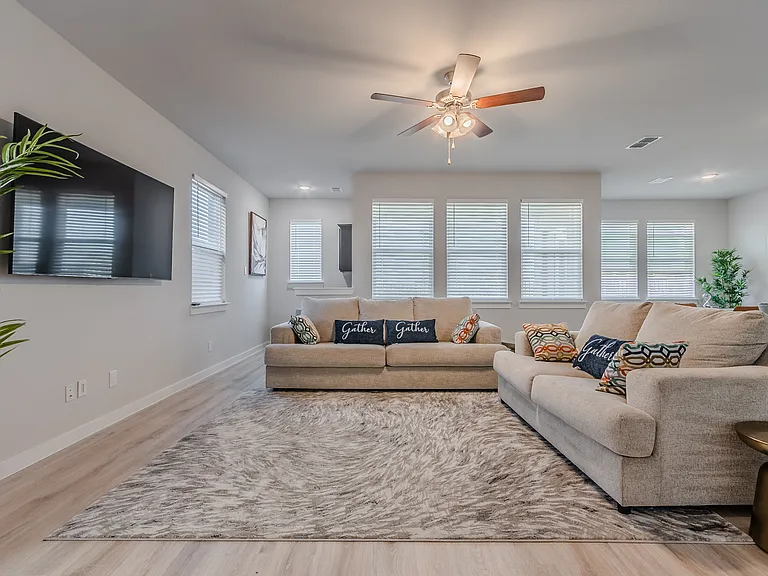 2068 Buffalo Hill Dr — Photo 6