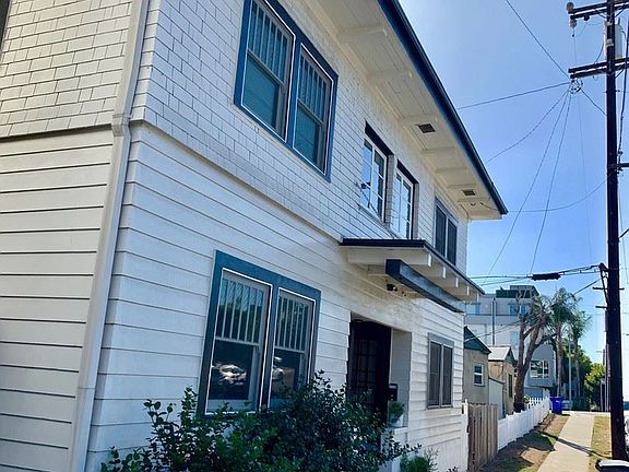 3rd image of 233-239 Hawthorn St #235