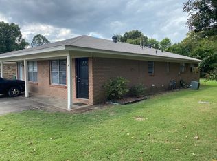 199 S Center St #A, Conway, AR 72034