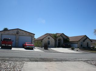 101 La Carnada Dr, Del Rio, TX 78840