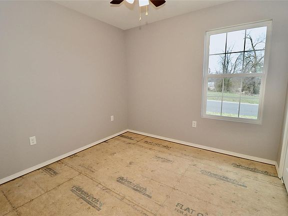 4th image of 101 Cornelison Ave