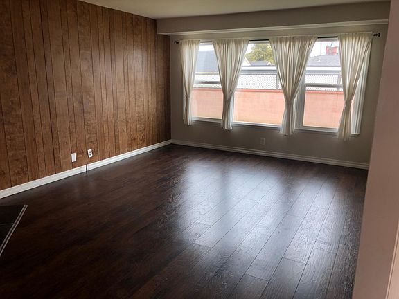 5th image of 3131 W 180th St