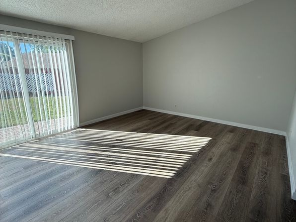 3111 Baywood Dr