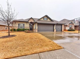 4932 Wister Ln, Edmond, OK 73025
