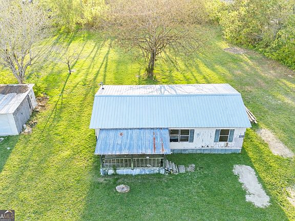 3rd image of 10 Farm Rd