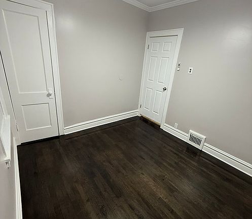 4th image of 4514 N Springfield Ave