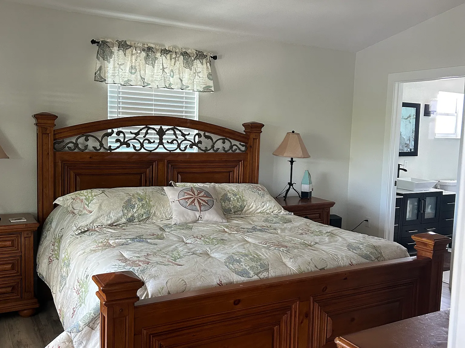 3 bed, 1188 sqft, $4,800 — Photo 4