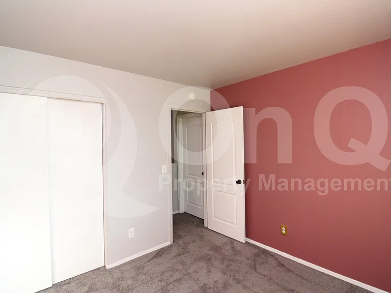6761 S Parliament Dr — Photo 13