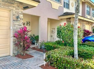 472 SE Bloxham Way, Stuart, FL 34997