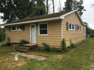 1869 Outer Dr, Sebewaing, MI 48759