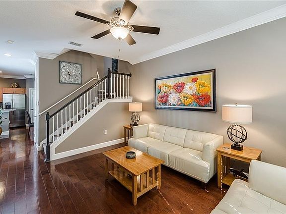 3rd image of 3642 Peppervine Dr