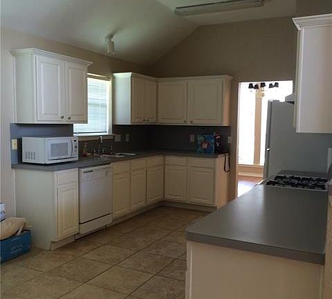 3rd image of 7414 Wilshire Dr