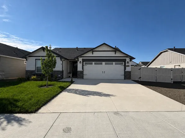 10288 W Trident Ridge Dr, Star, ID 83669
