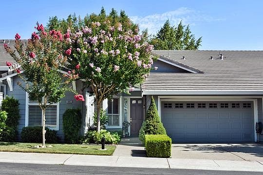 2nd image of 1802 Wales Dr