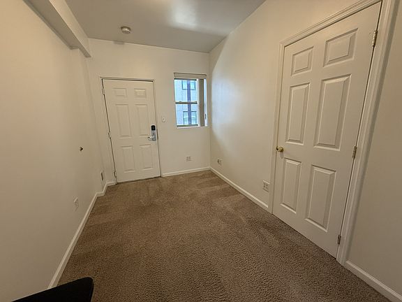 4th image of 3401 Forbes Ave #104-C