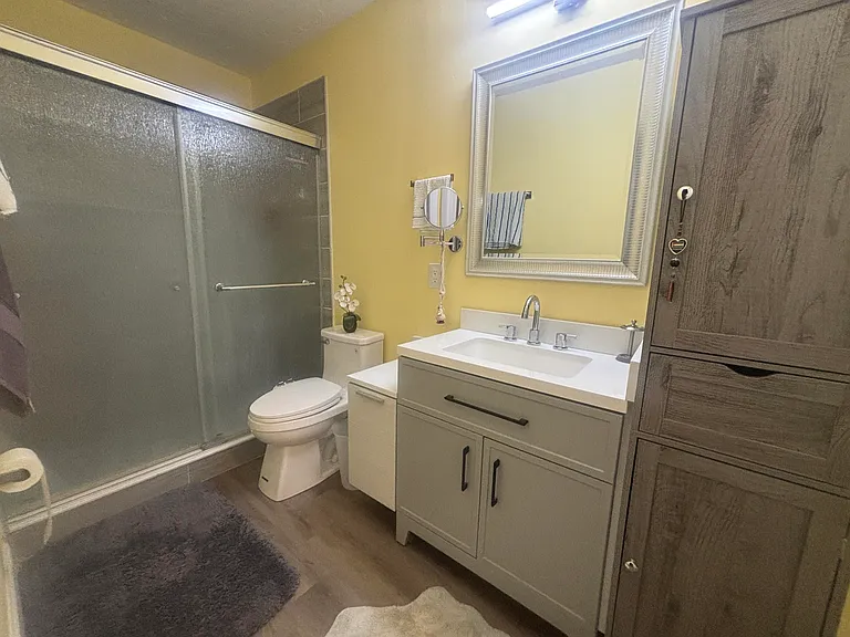 211 Country Ln #C — Photo 20