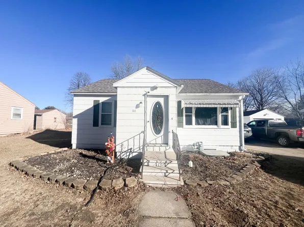 609 Woodcrest Ave, Worthington, MN 56187