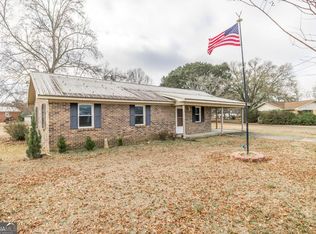 132 McVay Dr, Cochran, GA 31014