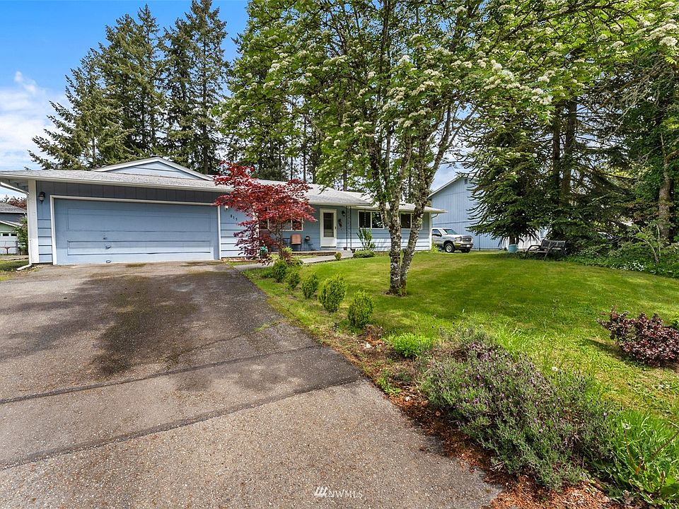 1st image of 815 188th Street Ct E