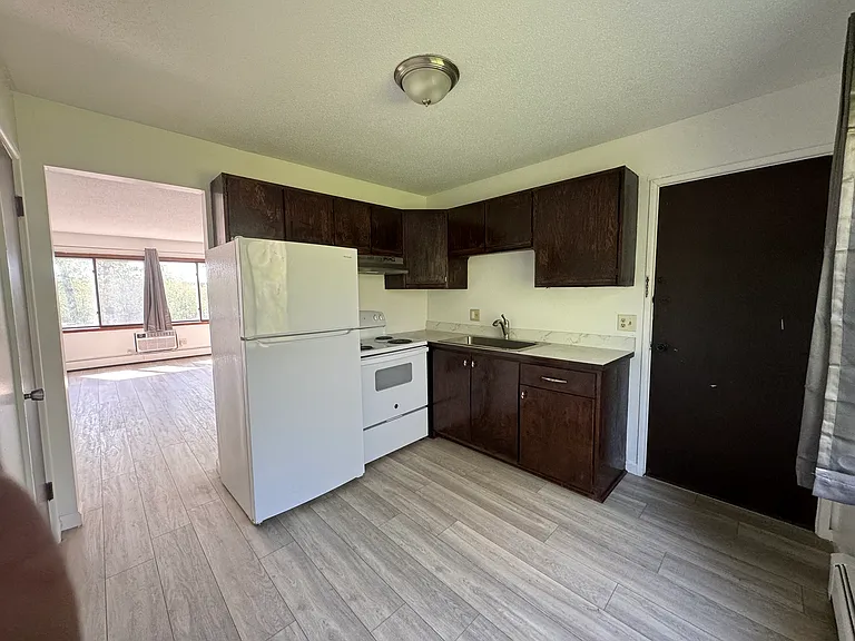 2056 Mississippi St N #102 — Photo 9