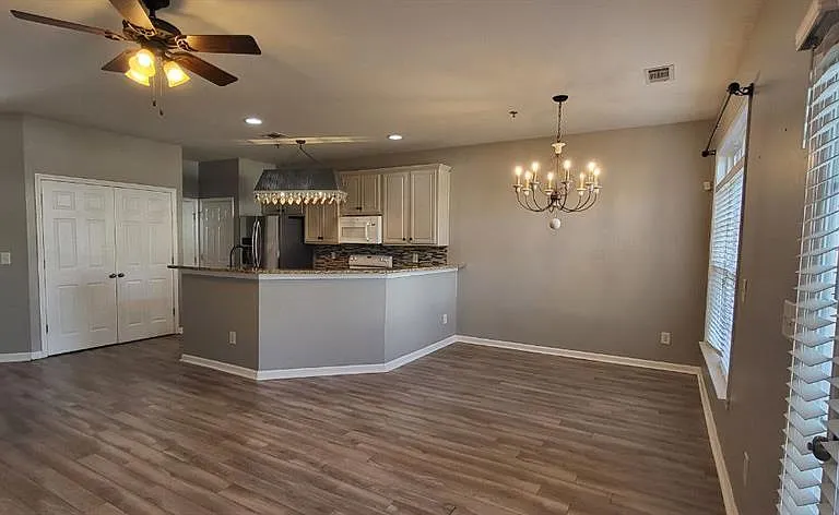 45 Newnan Lakes Dr — Photo 15