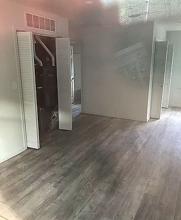 3rd image of 111 Kelly St