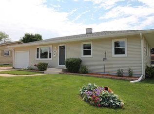 1825 Kensington St, Janesville, WI 53546