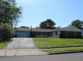 11 Indiancreek Rd, Matawan, NJ 07747