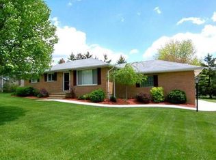 195 Briarleigh Dr, Brunswick, OH 44212