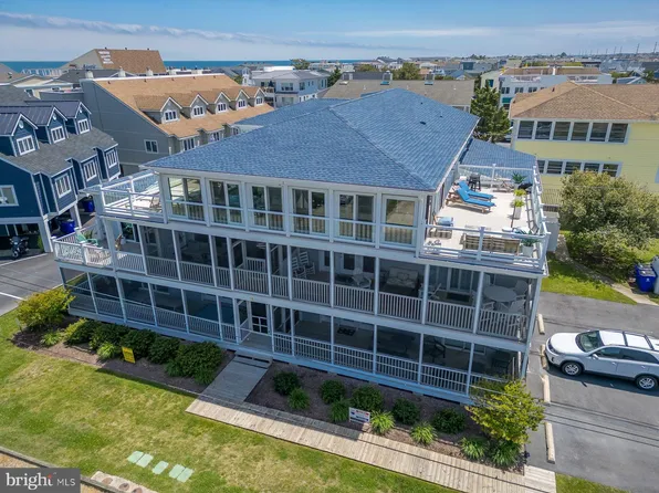16 Houston St Unit E, Dewey Beach, DE 19971