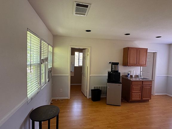2nd image of 4450 Calle Mar De Armonia